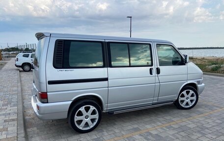 Volkswagen Caravelle T4, 2001 год, 1 890 000 рублей, 2 фотография