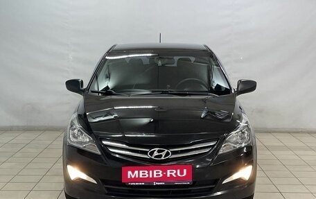 Hyundai Solaris II рестайлинг, 2015 год, 1 100 000 рублей, 3 фотография