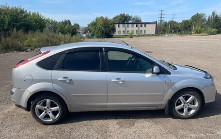 Ford Focus II рестайлинг, 2005 год, 325 000 рублей, 4 фотография