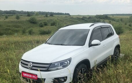 Volkswagen Tiguan I, 2016 год, 2 000 000 рублей, 1 фотография