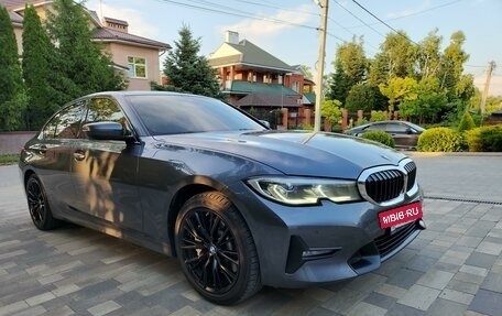 BMW 3 серия, 2019 год, 3 900 000 рублей, 2 фотография