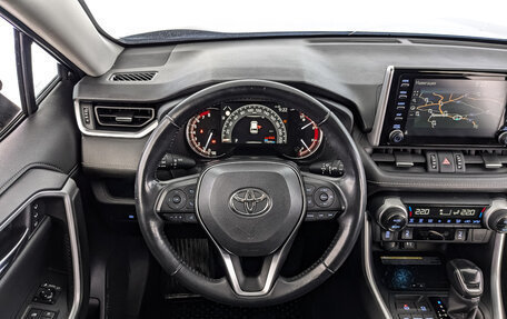 Toyota RAV4, 2019 год, 3 270 000 рублей, 22 фотография