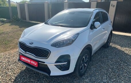 KIA Sportage IV рестайлинг, 2019 год, 2 600 000 рублей, 2 фотография