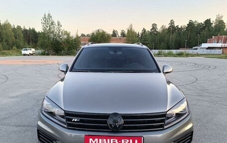 Volkswagen Touareg III, 2017 год, 3 350 000 рублей, 2 фотография