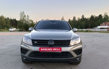 Volkswagen Touareg III, 2017 год, 3 350 000 рублей, 3 фотография