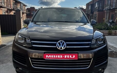 Volkswagen Touareg III, 2012 год, 3 080 000 рублей, 2 фотография