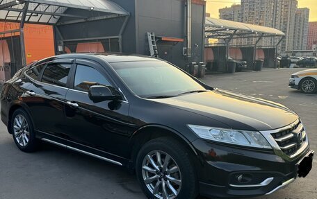 Honda Crosstour I рестайлинг, 2013 год, 2 230 000 рублей, 5 фотография