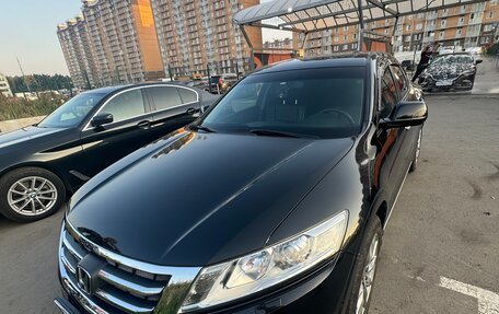 Honda Crosstour I рестайлинг, 2013 год, 2 230 000 рублей, 3 фотография