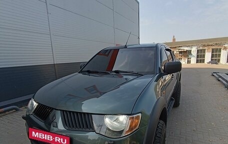 Mitsubishi L200 IV рестайлинг, 2008 год, 1 530 000 рублей, 2 фотография