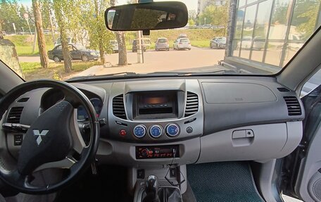 Mitsubishi L200 IV рестайлинг, 2008 год, 1 530 000 рублей, 15 фотография