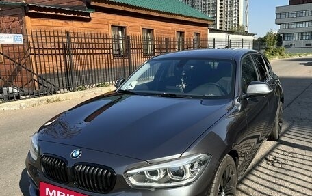 BMW 1 серия, 2018 год, 2 300 000 рублей, 4 фотография