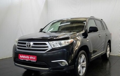 Toyota Highlander III, 2011 год, 1 905 000 рублей, 1 фотография