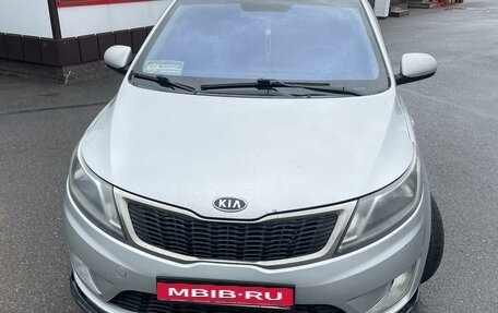 KIA Rio III рестайлинг, 2012 год, 800 000 рублей, 1 фотография