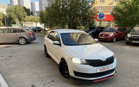 Skoda Rapid I, 2017 год, 750 000 рублей, 2 фотография