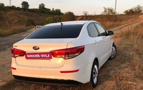 KIA Rio III рестайлинг, 2016 год, 910 000 рублей, 6 фотография