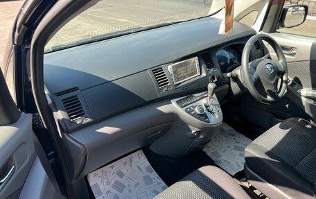 Toyota ISis I, 2010 год, 1 259 000 рублей, 12 фотография