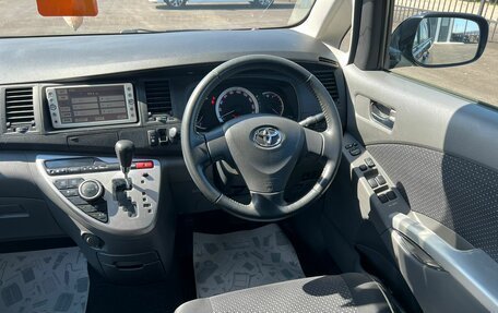 Toyota ISis I, 2010 год, 1 259 000 рублей, 15 фотография