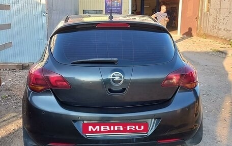 Opel Astra J, 2011 год, 550 000 рублей, 4 фотография