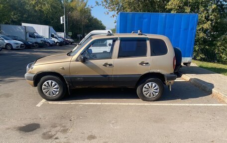 Chevrolet Niva I рестайлинг, 2005 год, 145 000 рублей, 4 фотография