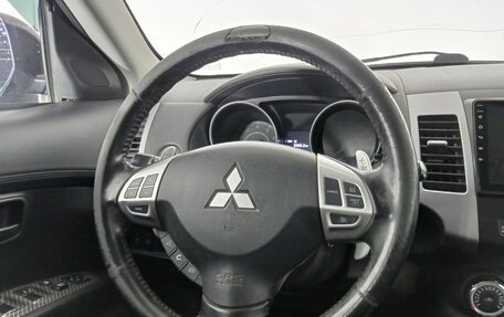 Mitsubishi Outlander III рестайлинг 3, 2010 год, 1 250 000 рублей, 9 фотография