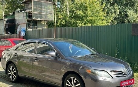 Toyota Camry, 2011 год, 1 770 000 рублей, 2 фотография