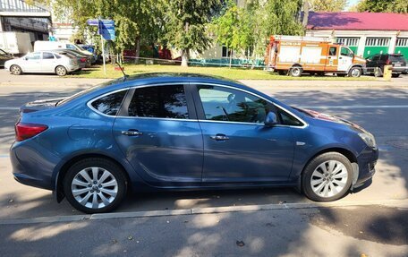 Opel Astra J, 2013 год, 950 000 рублей, 9 фотография