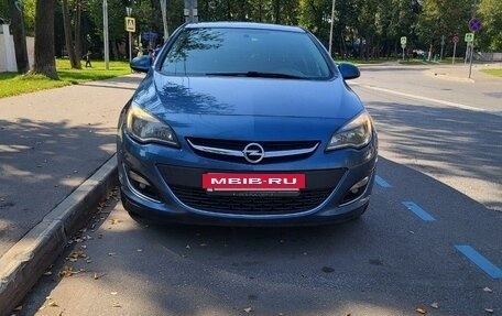 Opel Astra J, 2013 год, 950 000 рублей, 3 фотография