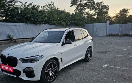 BMW X5, 2019 год, 8 400 000 рублей, 2 фотография