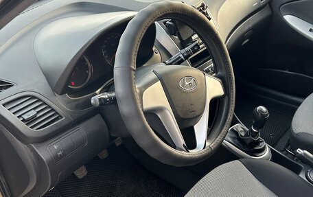 Hyundai Solaris II рестайлинг, 2013 год, 855 000 рублей, 8 фотография