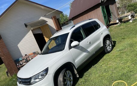 Volkswagen Tiguan I, 2012 год, 1 380 000 рублей, 1 фотография