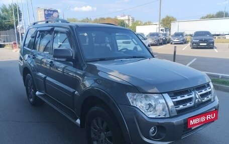 Mitsubishi Pajero IV, 2012 год, 2 175 000 рублей, 3 фотография