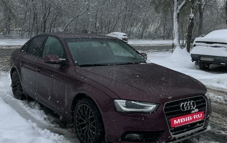 Audi A4, 2012 год, 1 630 000 рублей, 10 фотография