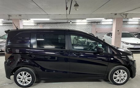 Honda Freed I, 2010 год, 1 195 000 рублей, 4 фотография