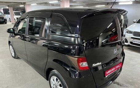 Honda Freed I, 2010 год, 1 195 000 рублей, 7 фотография