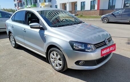 Volkswagen Polo VI (EU Market), 2012 год, 920 000 рублей, 2 фотография