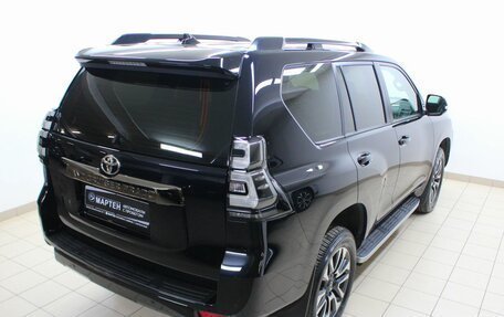 Toyota Land Cruiser Prado 150 рестайлинг 2, 2021 год, 6 649 000 рублей, 9 фотография