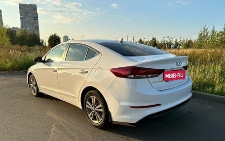 Hyundai Elantra VI рестайлинг, 2018 год, 1 812 000 рублей, 4 фотография