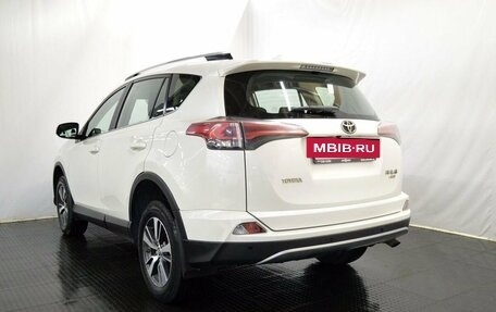 Toyota RAV4, 2017 год, 2 669 000 рублей, 7 фотография