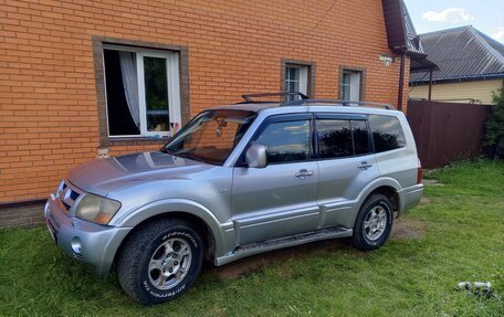 Mitsubishi Pajero III рестайлинг, 2005 год, 700 000 рублей, 4 фотография