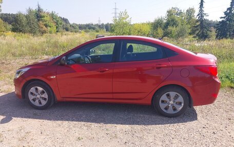 Hyundai Solaris II рестайлинг, 2016 год, 1 000 000 рублей, 1 фотография