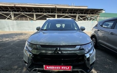 Mitsubishi Outlander III рестайлинг 3, 2018 год, 2 500 000 рублей, 1 фотография