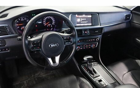 KIA Optima IV, 2017 год, 1 660 000 рублей, 6 фотография