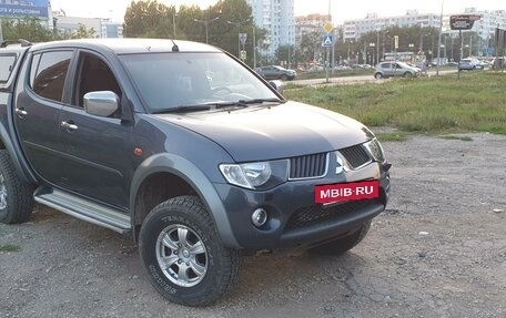 Mitsubishi L200 IV рестайлинг, 2008 год, 1 150 000 рублей, 2 фотография