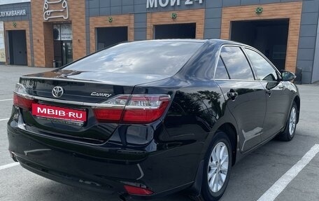 Toyota Camry, 2016 год, 2 100 000 рублей, 5 фотография