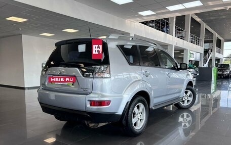 Mitsubishi Outlander III рестайлинг 3, 2010 год, 1 395 000 рублей, 2 фотография