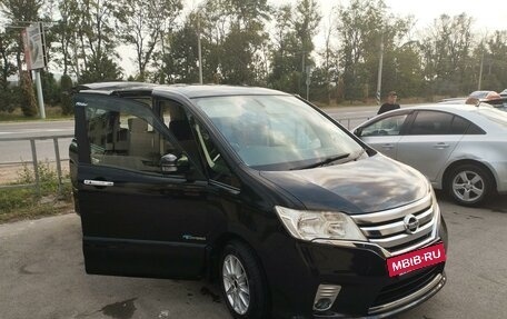 Nissan Serena IV, 2013 год, 1 650 000 рублей, 4 фотография