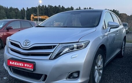 Toyota Venza I, 2013 год, 1 850 000 рублей, 2 фотография