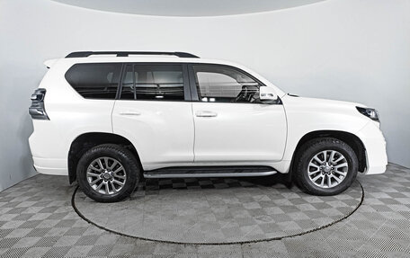 Toyota Land Cruiser Prado 150 рестайлинг 2, 2017 год, 3 905 000 рублей, 4 фотография