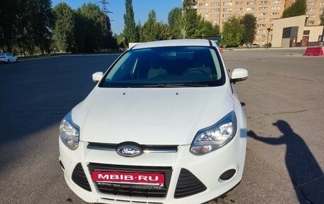 Ford Focus III, 2013 год, 870 000 рублей, 2 фотография