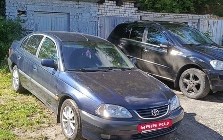 Toyota Avensis III рестайлинг, 2001 год, 350 000 рублей, 10 фотография